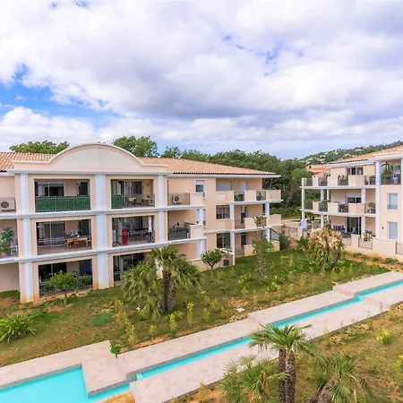 Alcazar Apartment